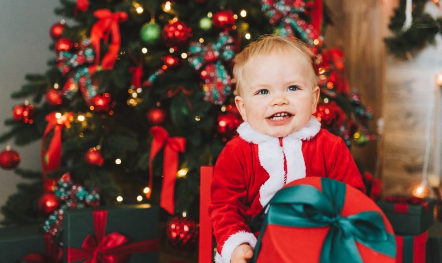 15 Idées cadeaux de Noël pour bébé