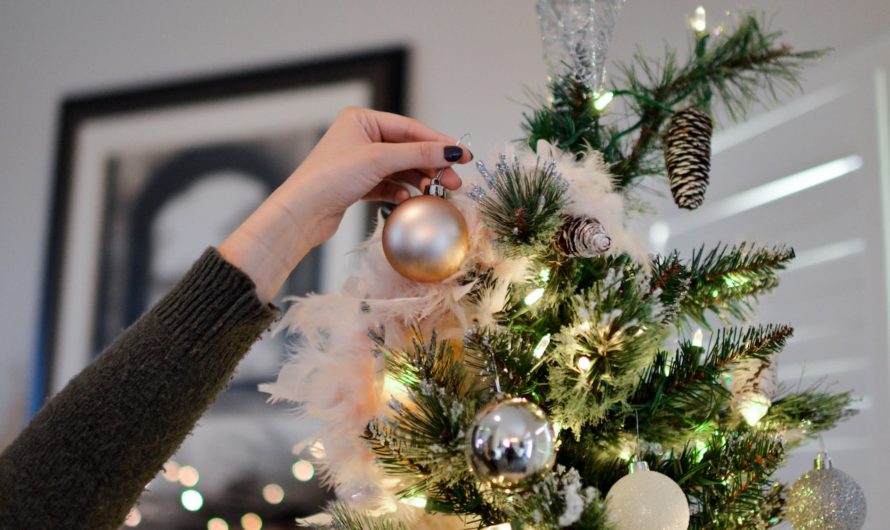 Décoration de sapin de Noël : les astuces pour le rendre tendance cette année